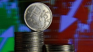 Почему Алтай избавляется от долгов, а Иркутская область страдает?